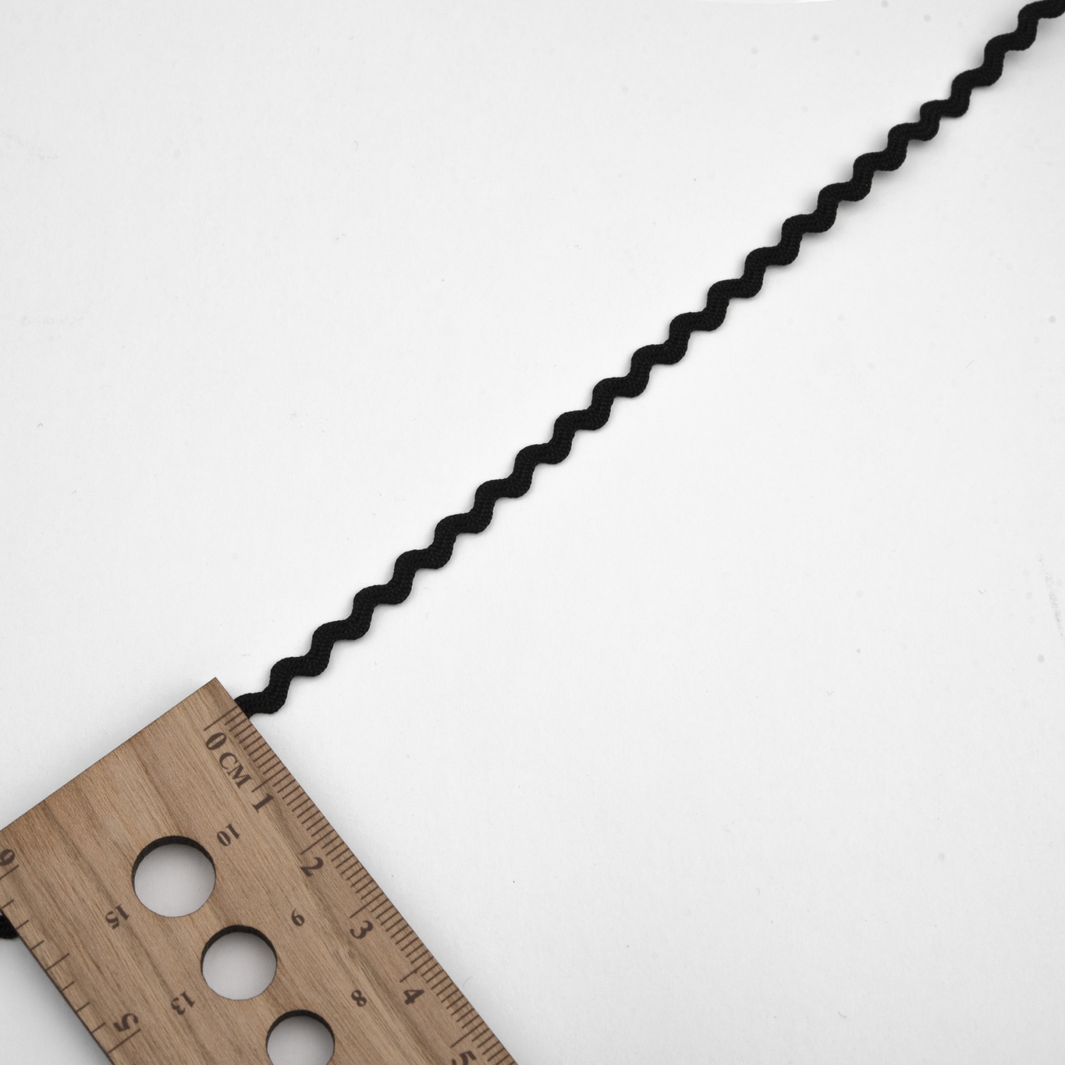 Тесьма-вьюн .чёрный 841512513B7001