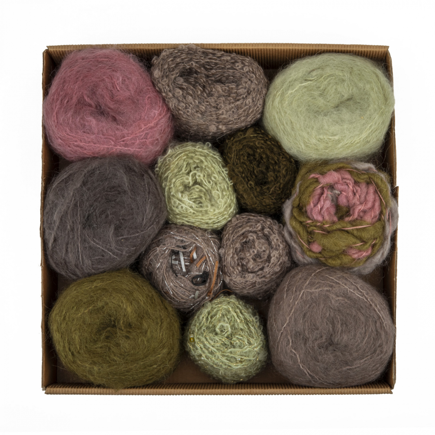 ADELE'S Magic mohair gift box набор на свитер PROTEA