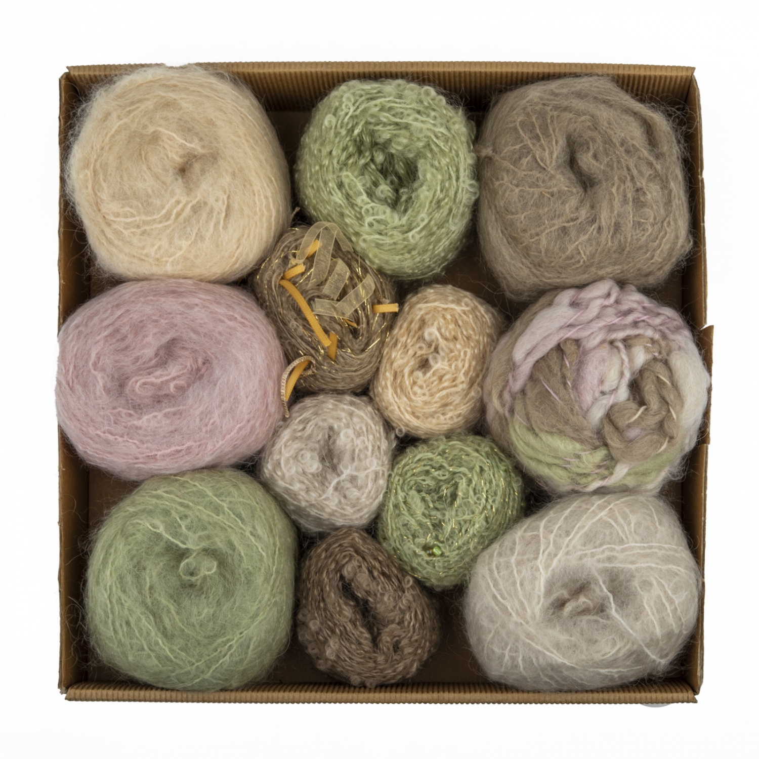 ADELE'S Magic mohair gift box набор на свитер KAROO SUMMER